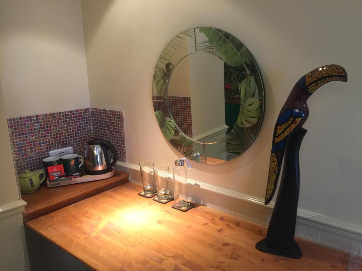 Blacksmiths Boutique B&B Robin Hood's Bay Exterior foto